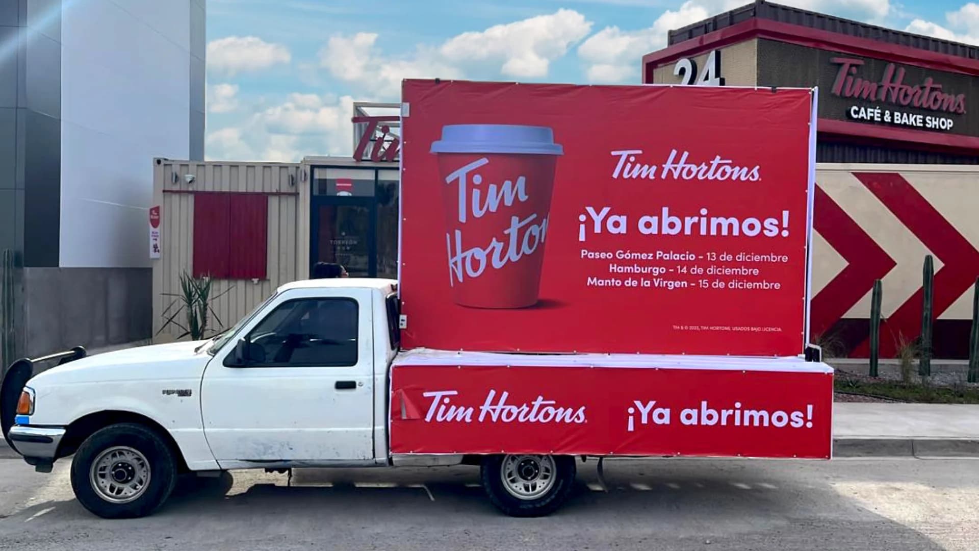 Espectacular móvil en tim hortons