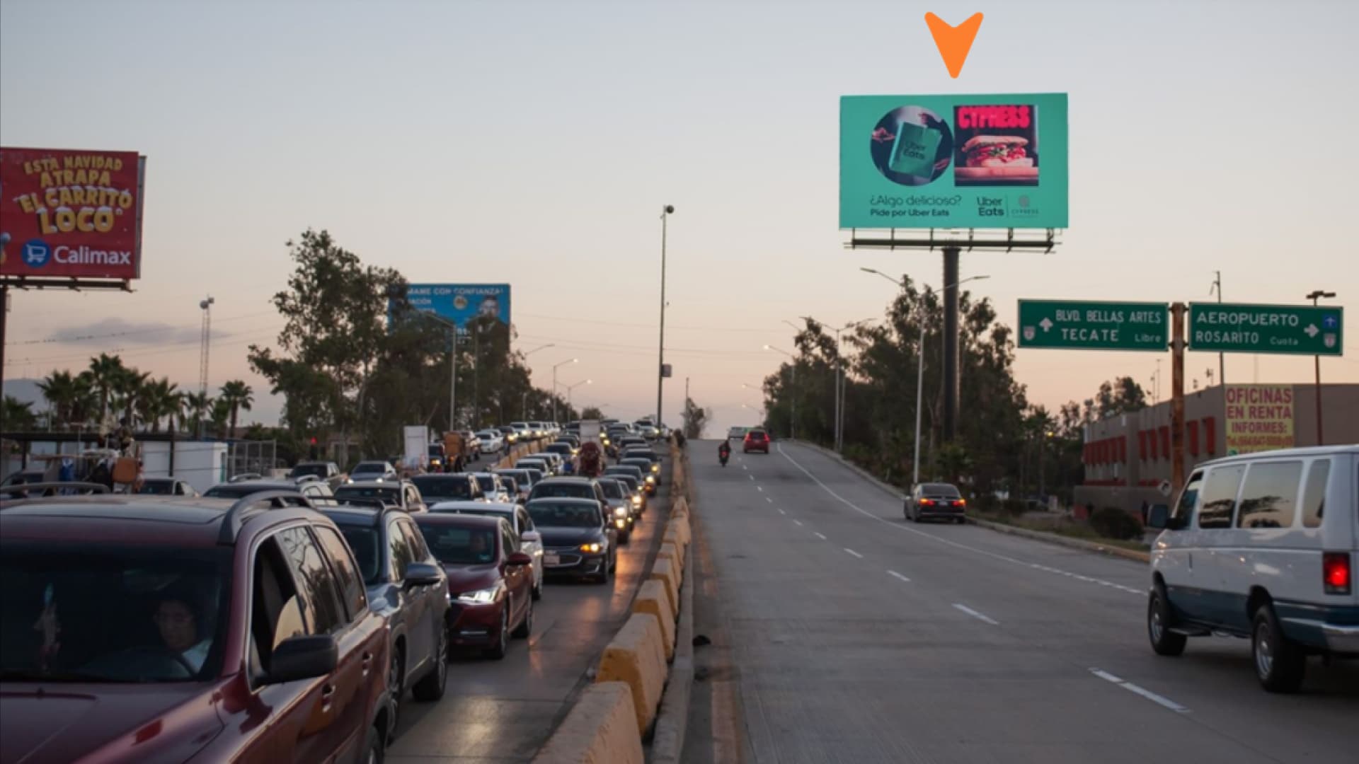 Espectacular publicitario en Tijuana