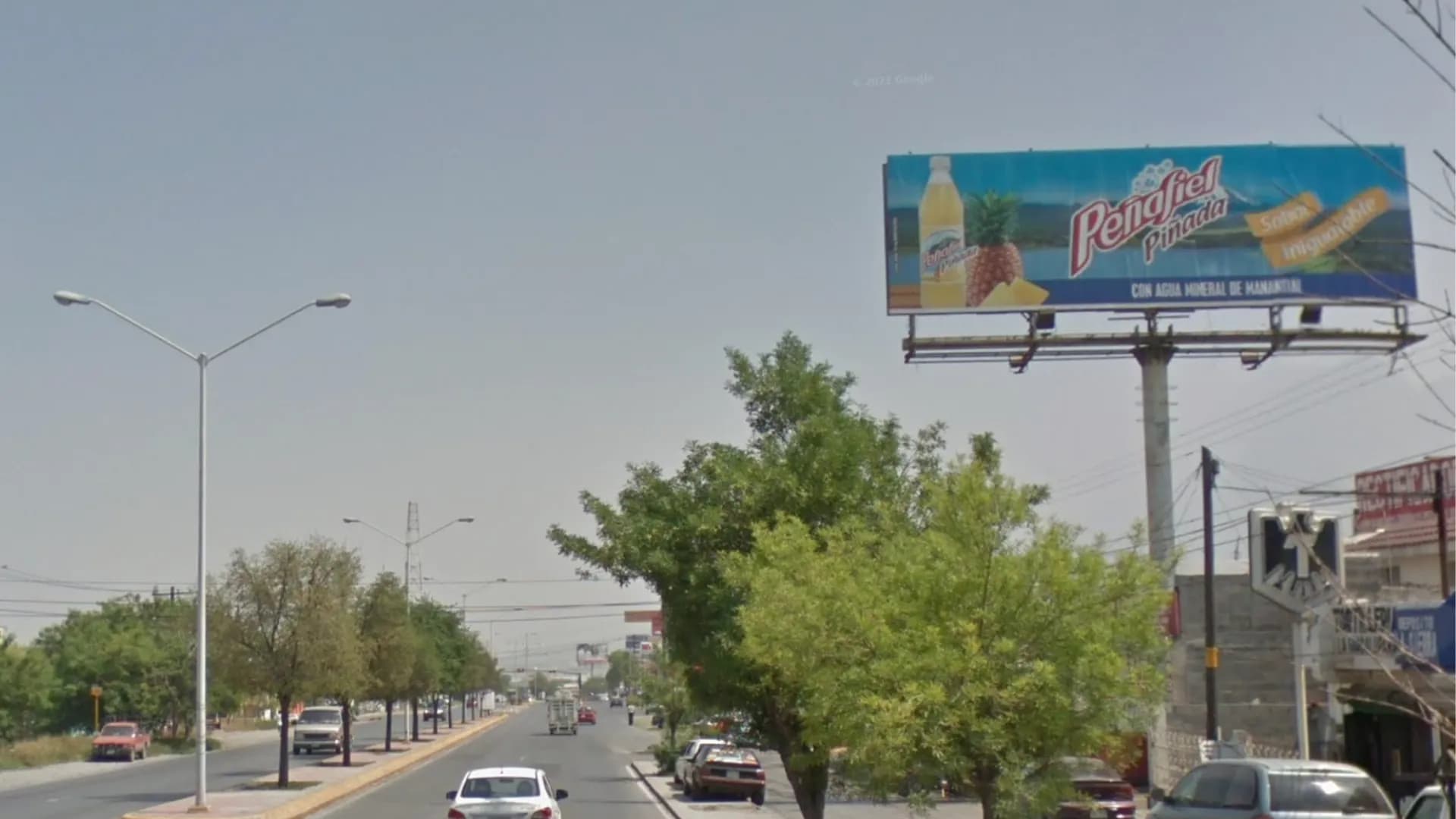Espectacular publicitario en San Pedro Garza