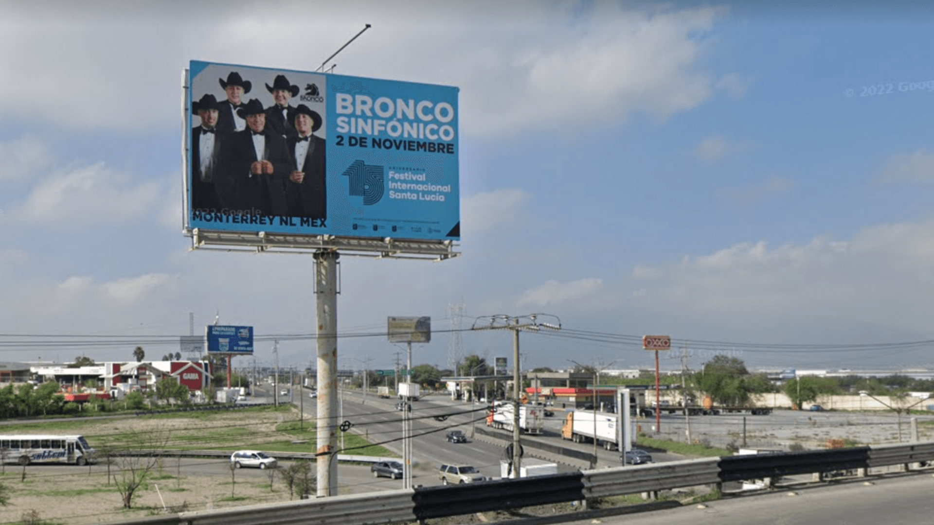 Espectaculares publicitarios en Apodaca