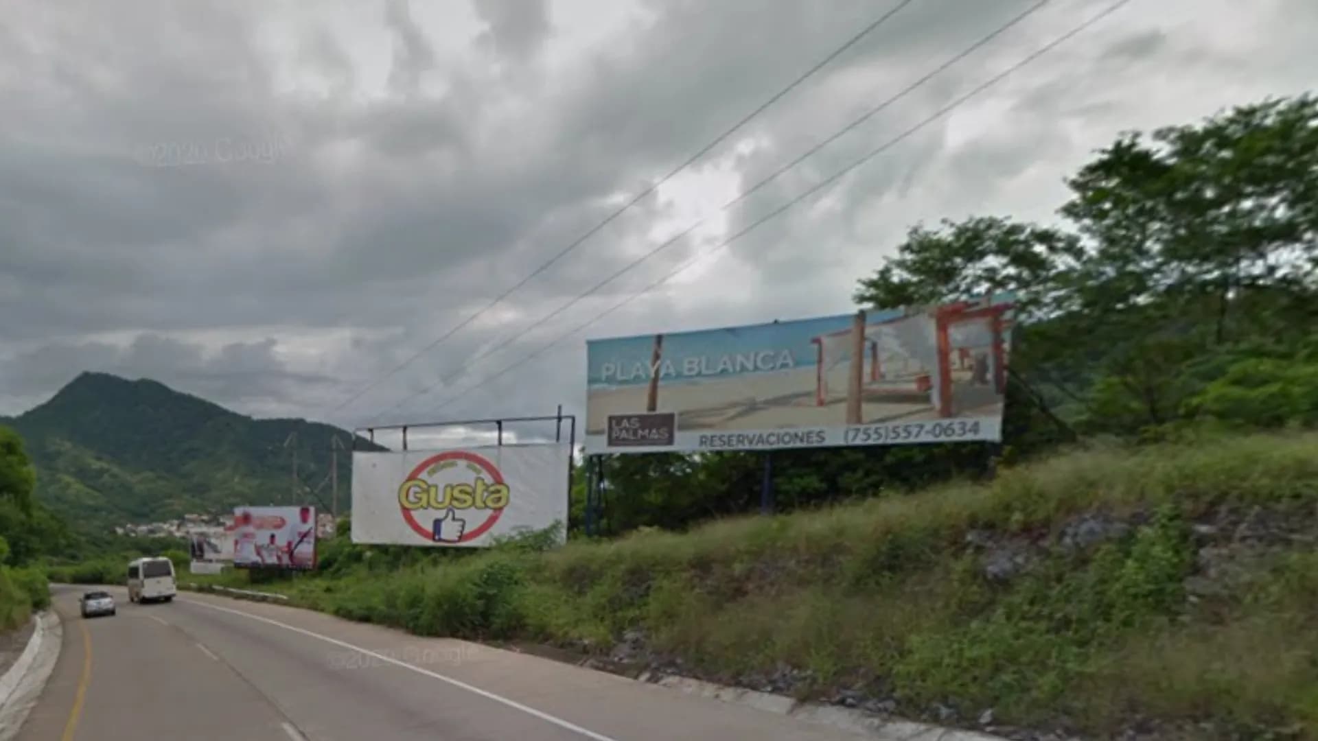 Espectacular publicitario en Ixtapa