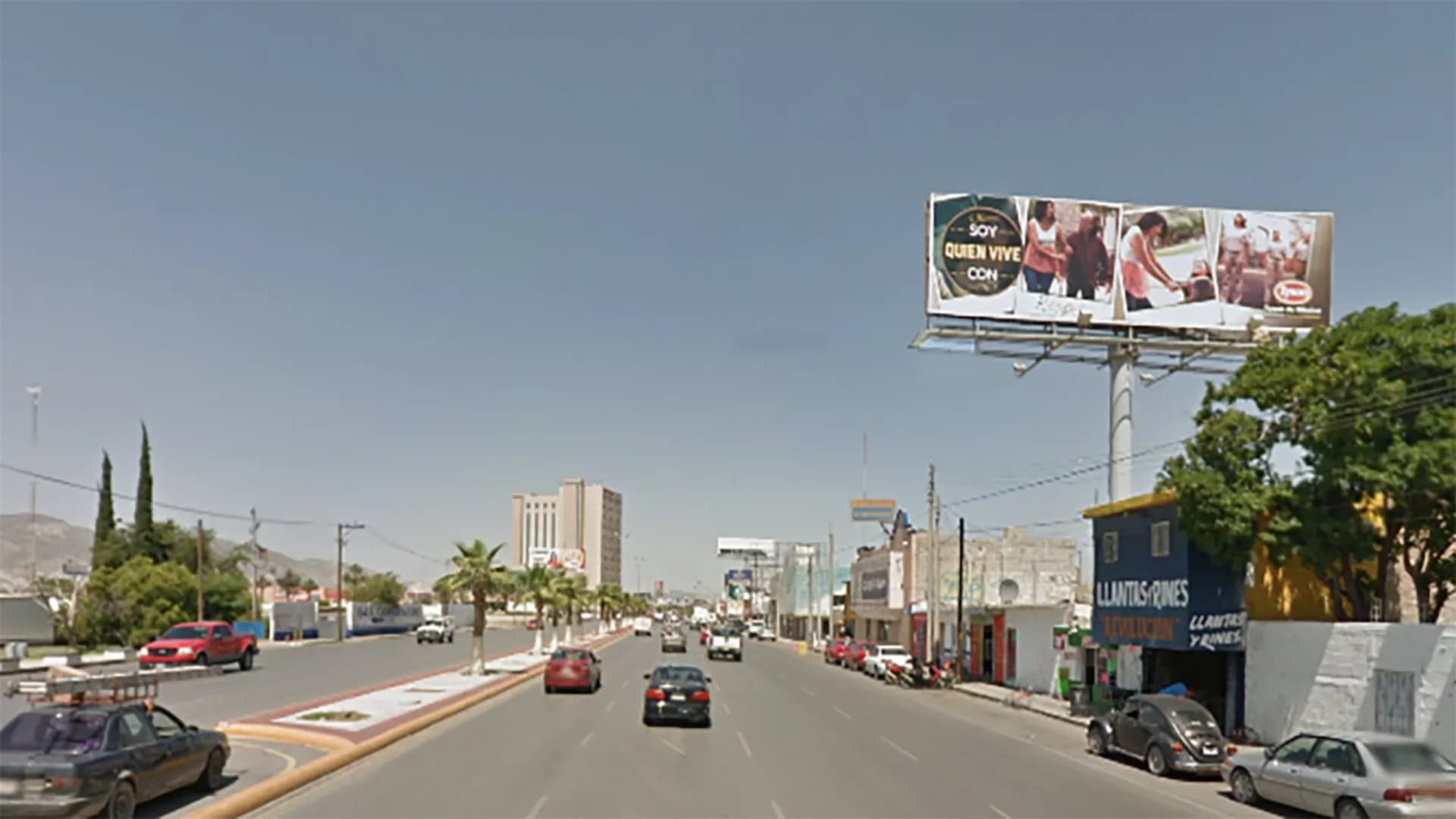 Anuncio espectacular en Torreon