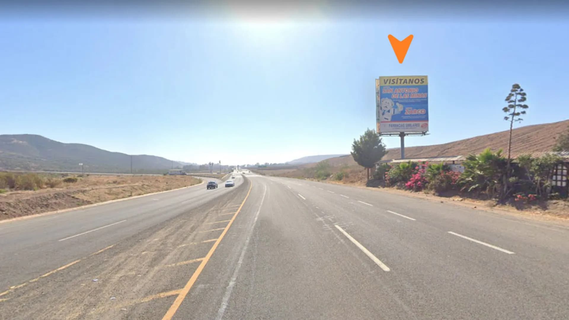 Anuncio espectacular en Ensenada