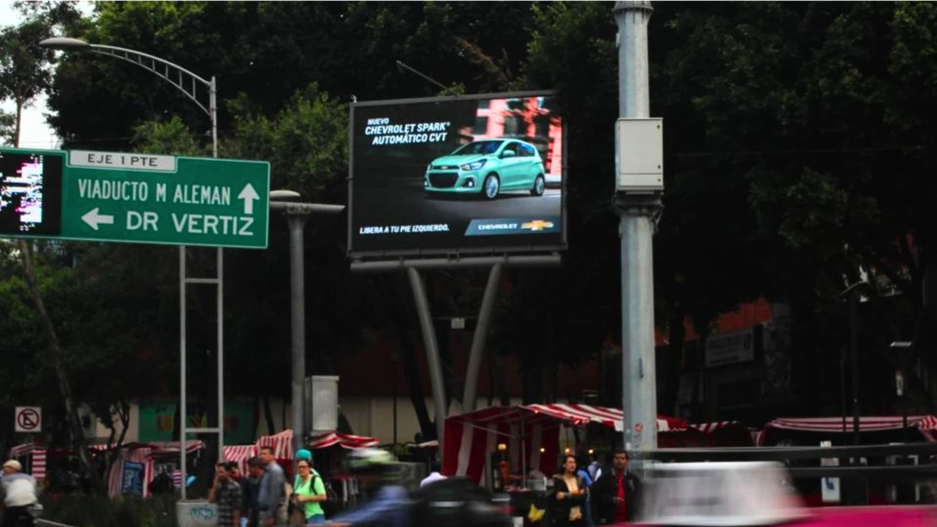 Instalación De Pantallas Digitales En CDMX