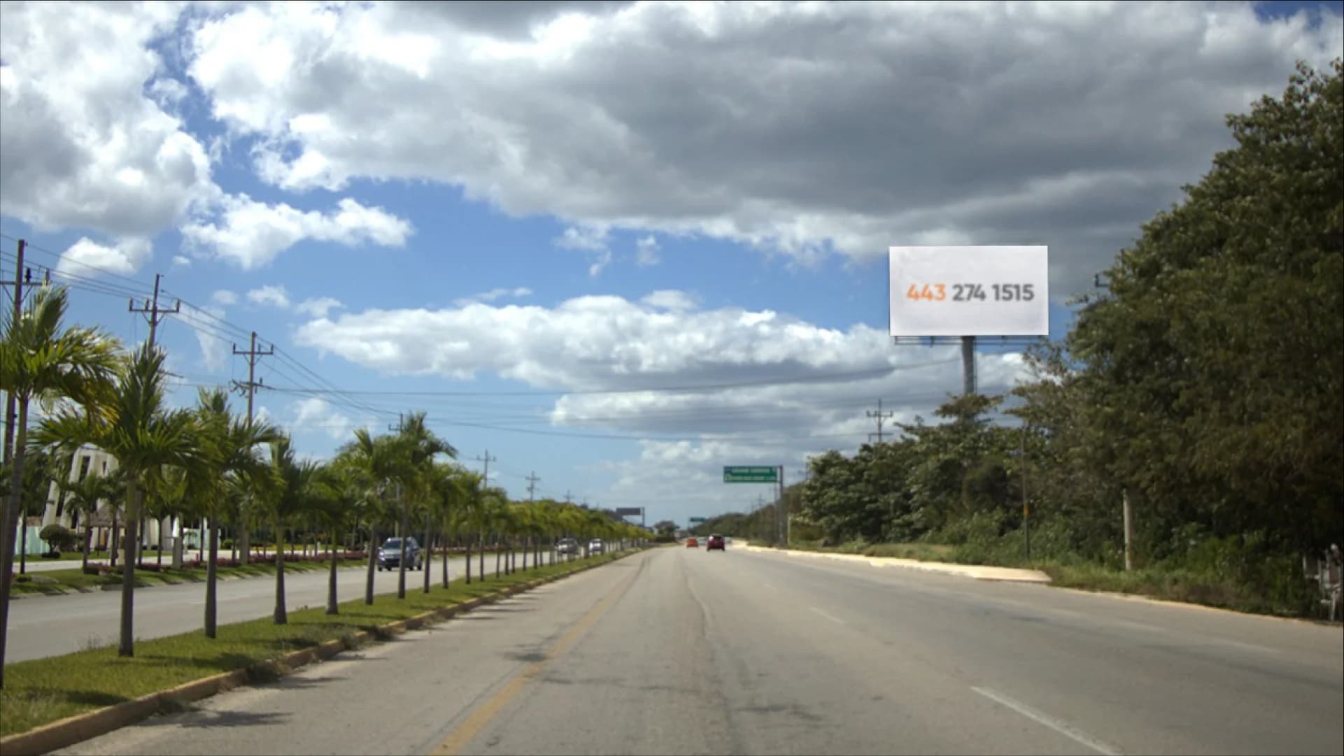 espectacular publicitario en playa del carmen