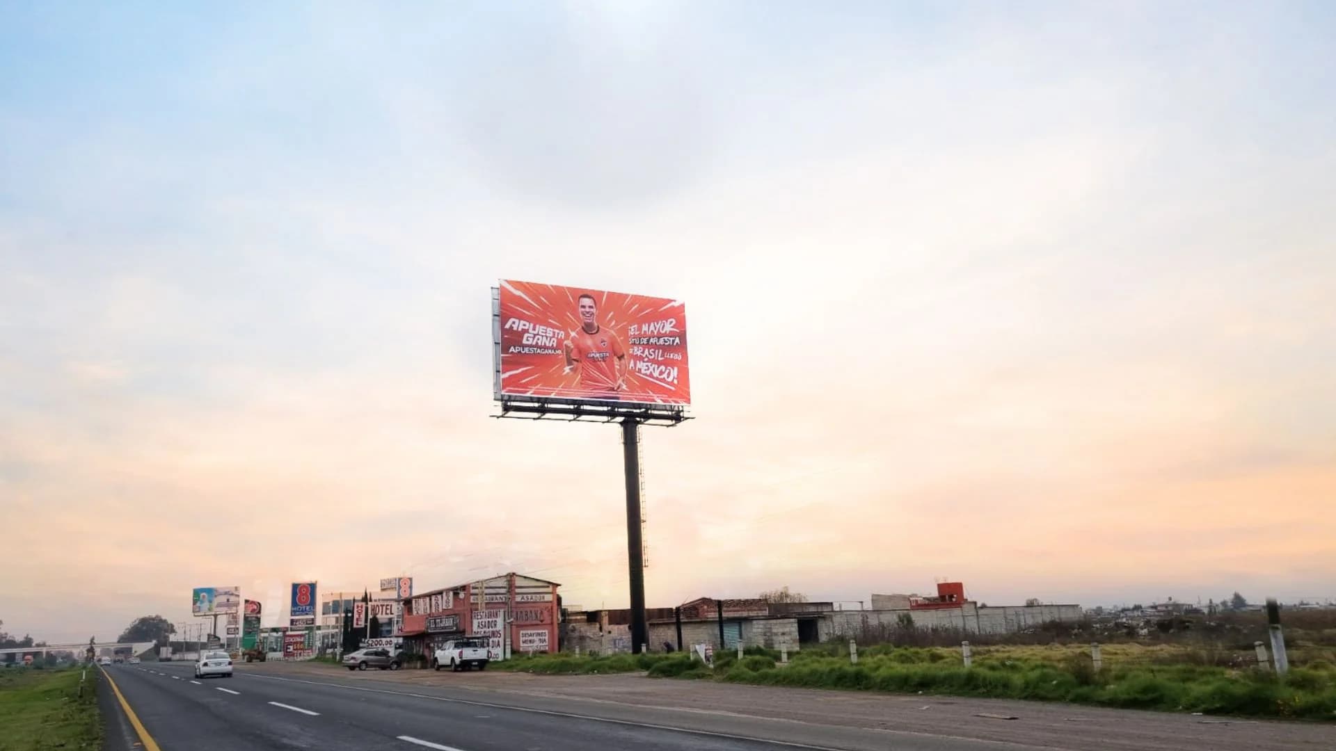 espectaculares en carretera