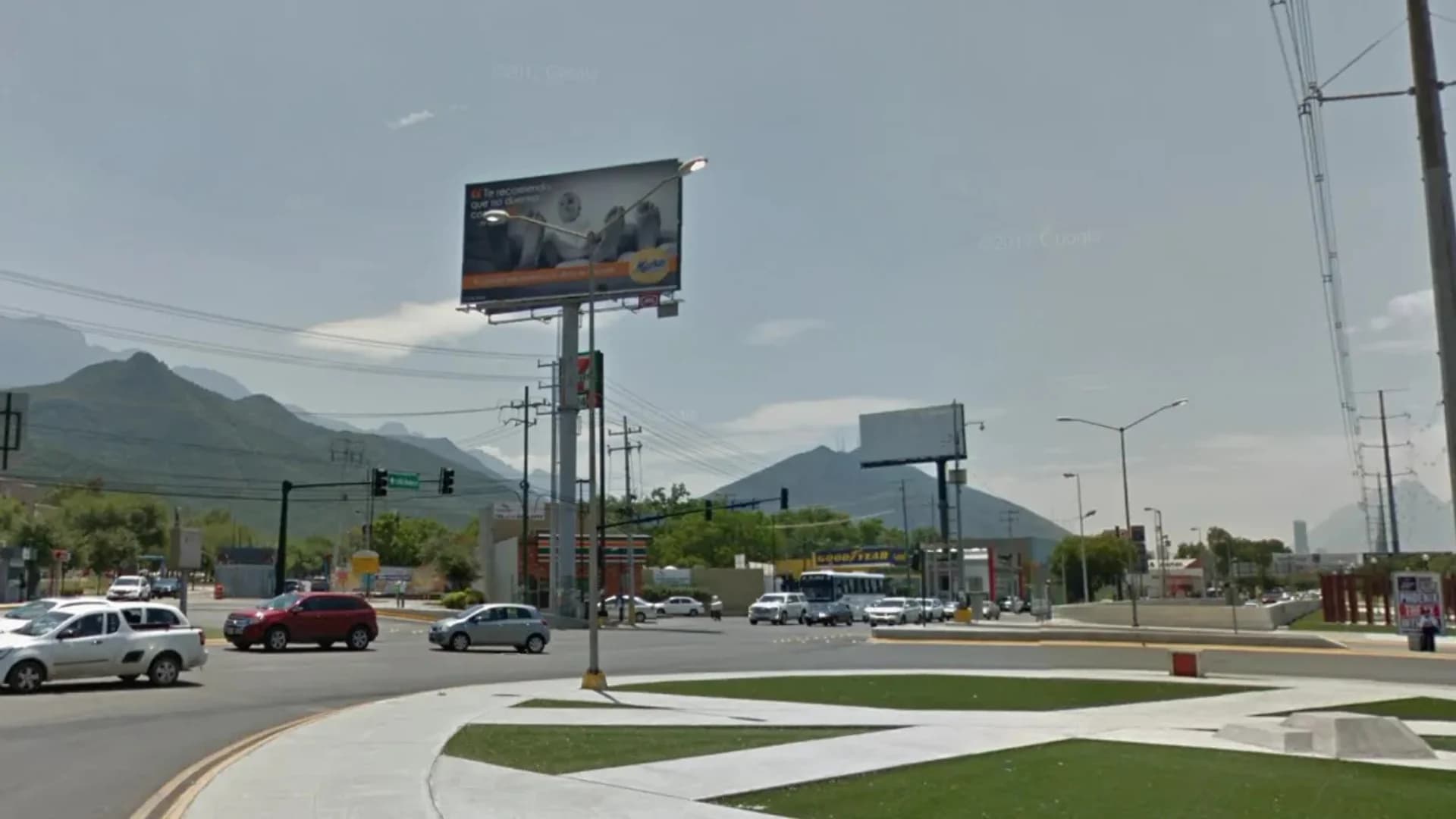 Anuncio espectacular en Monterrey