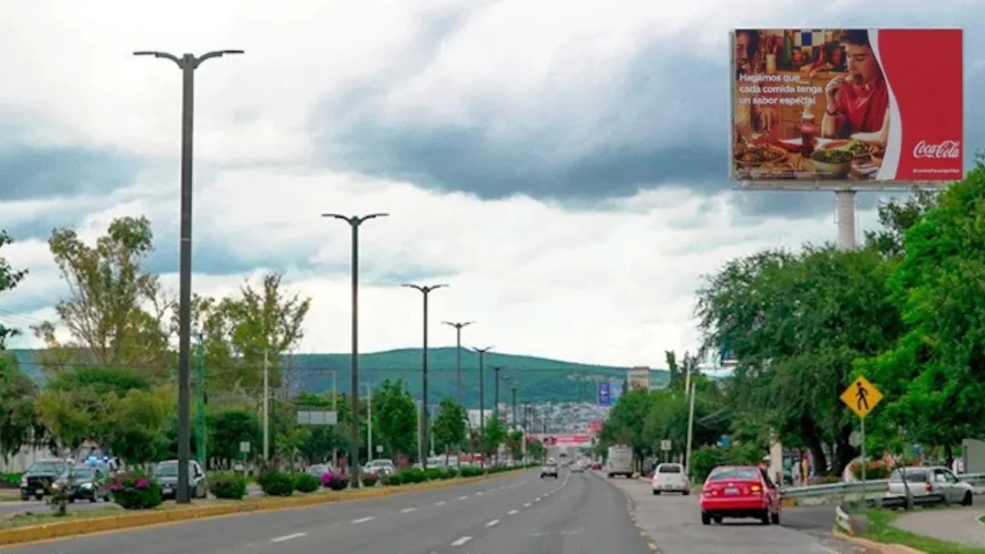 Anuncio espectacular en Queretaro