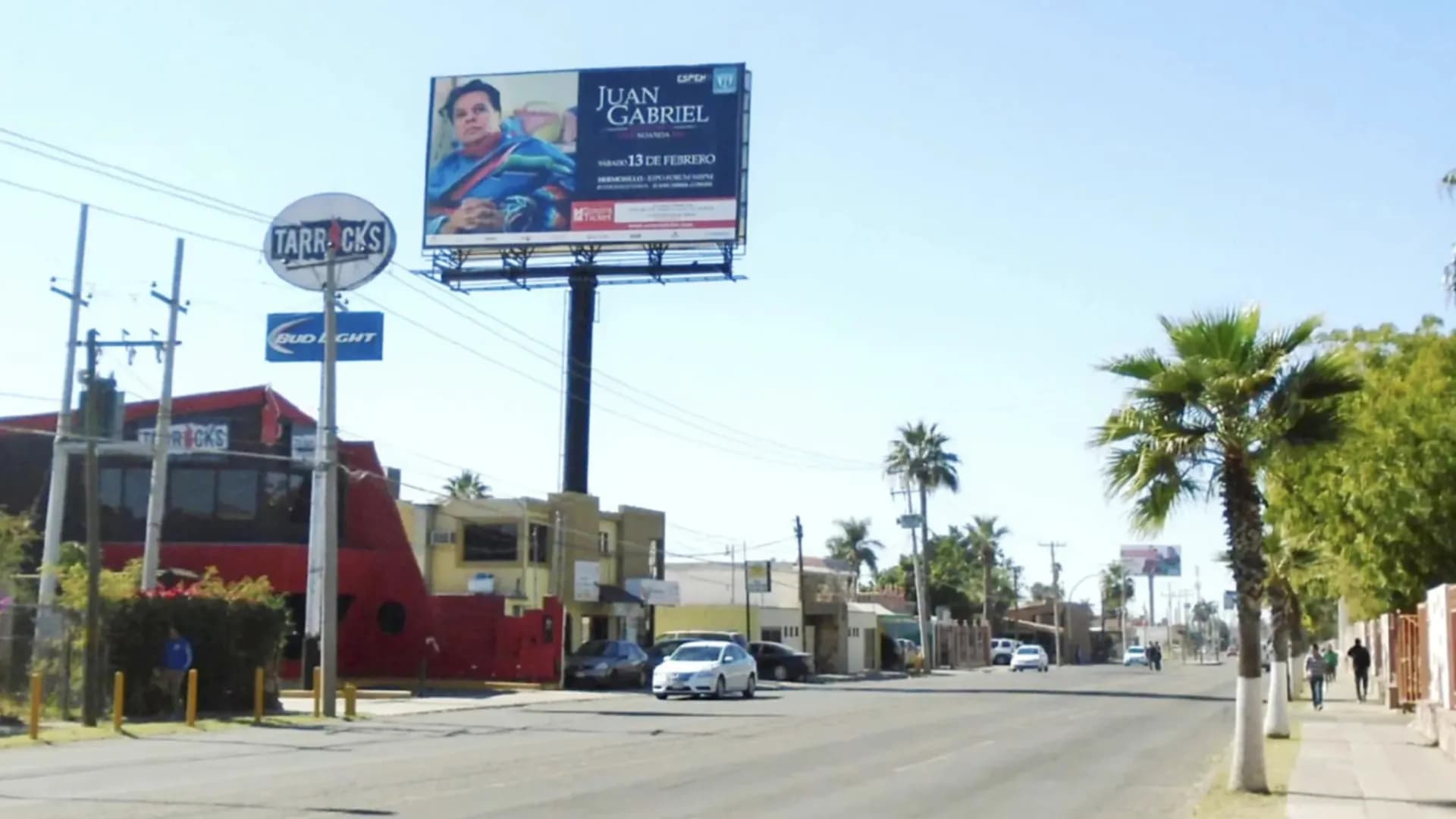 Anuncio espectacular en Hermosillo