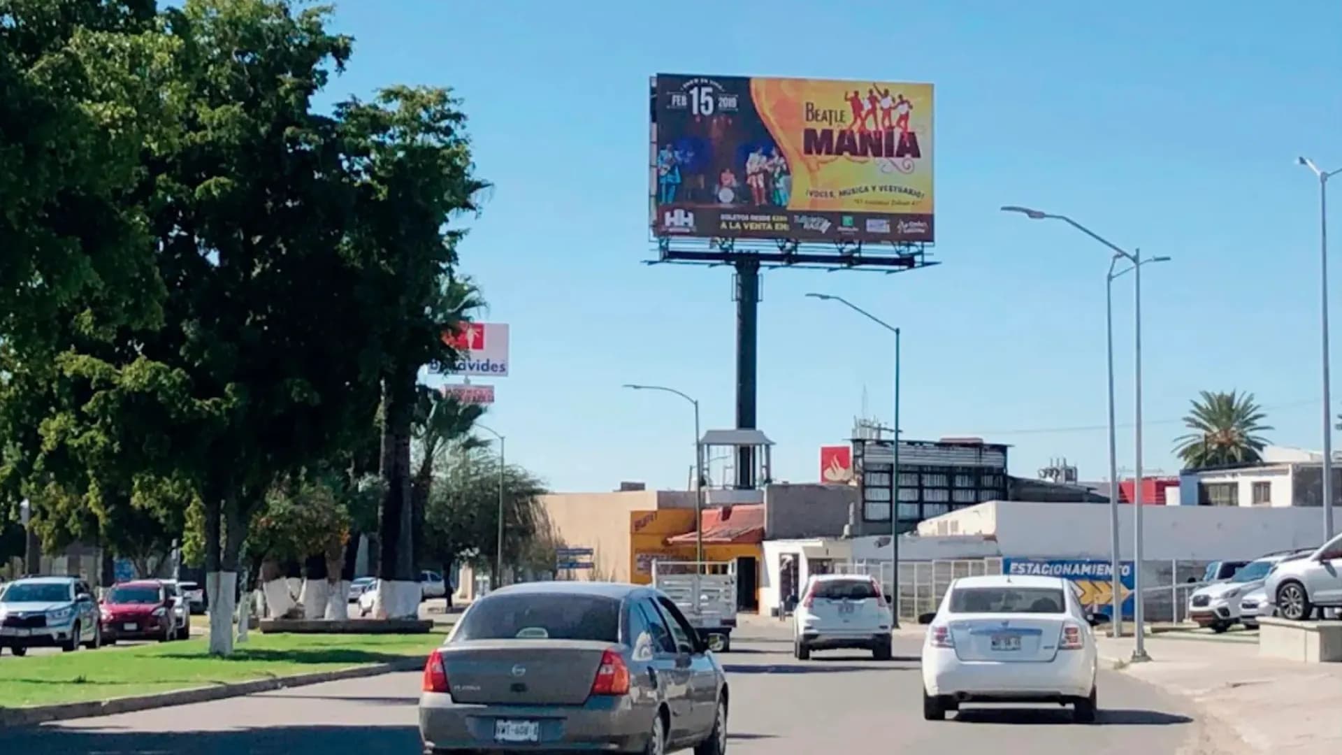 Anuncio espectacular en Hermosillo