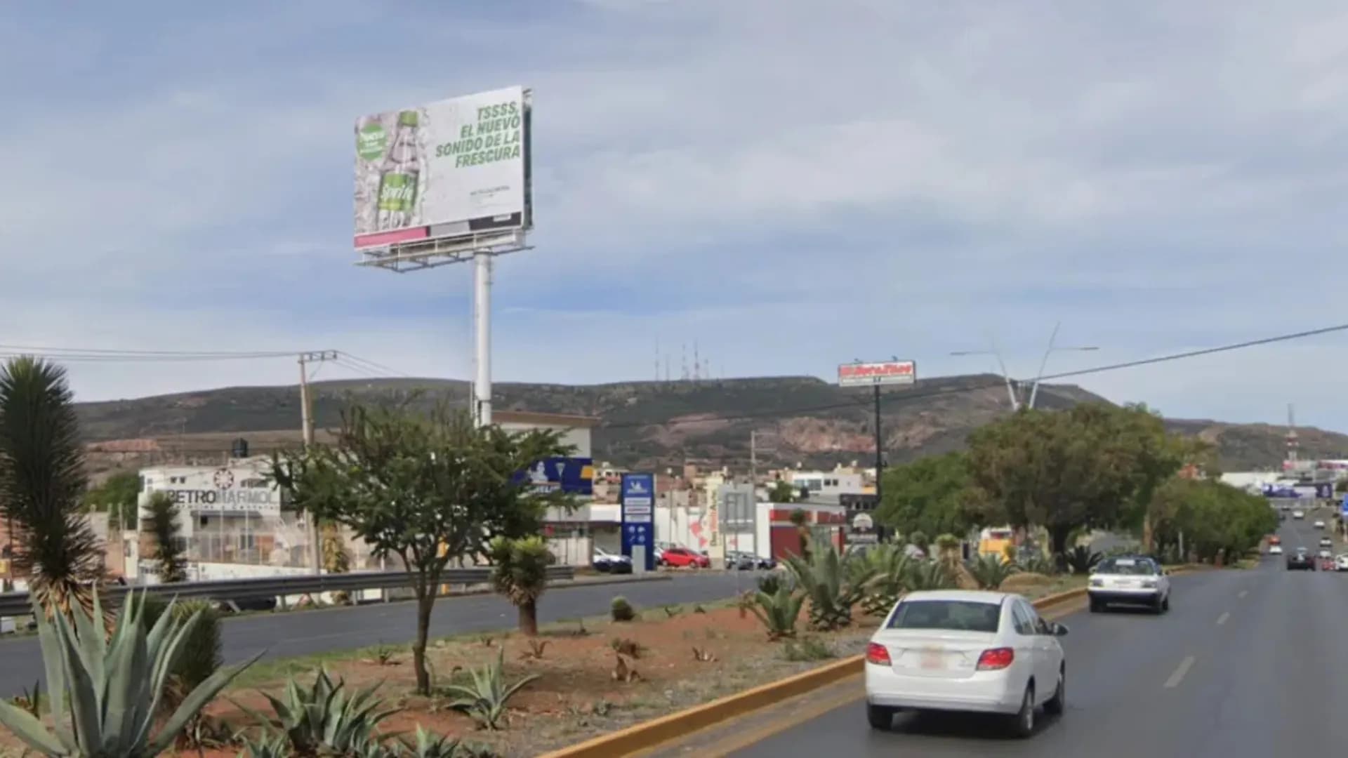 Anuncio espectacular en Zacatecas