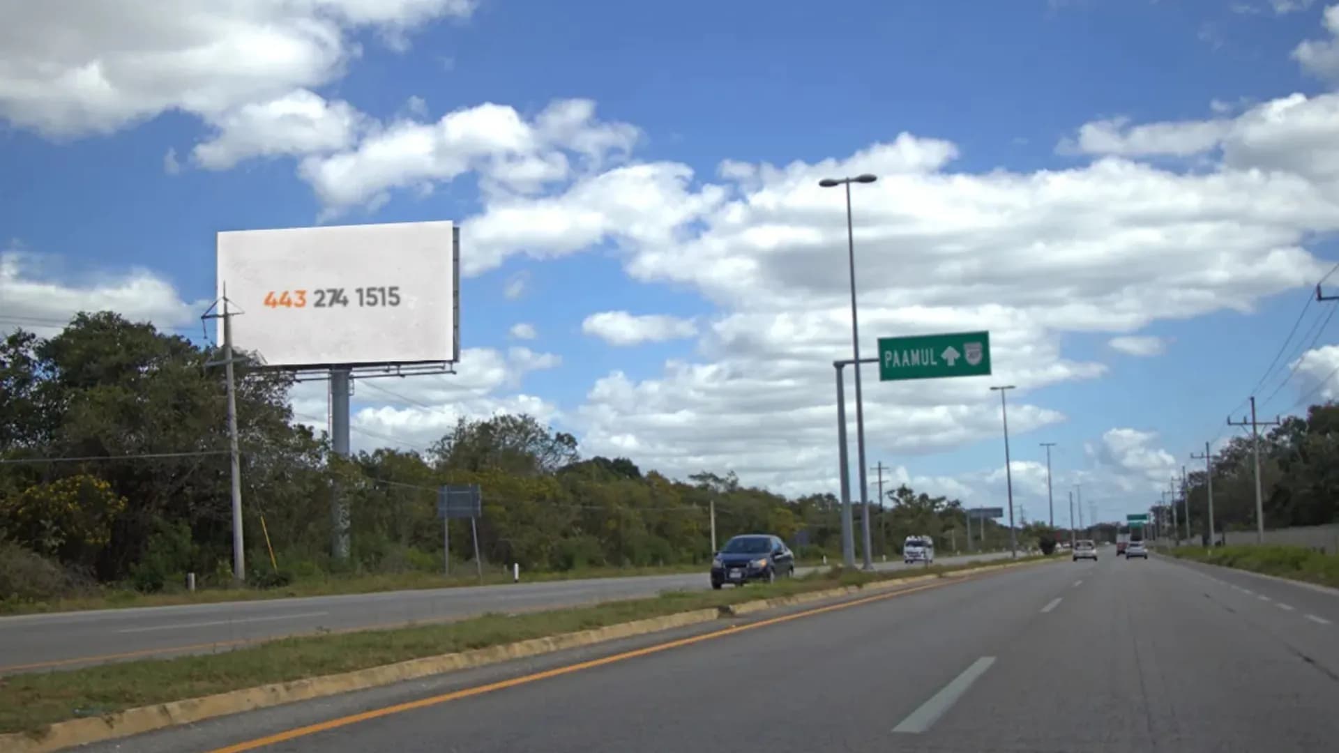 espectacular publicitario en playa del carmen