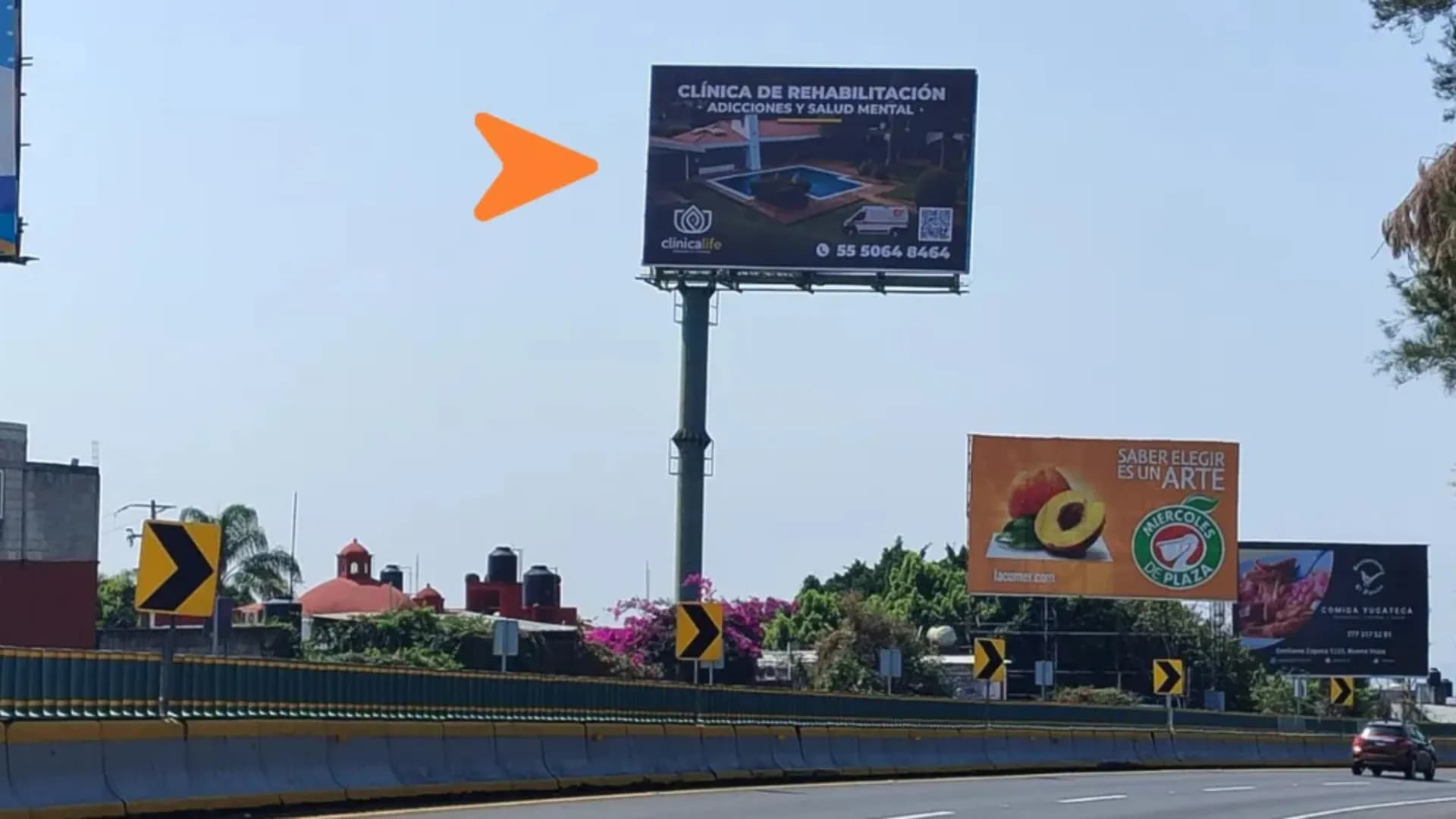 Anuncio espectacular en Cuernavaca