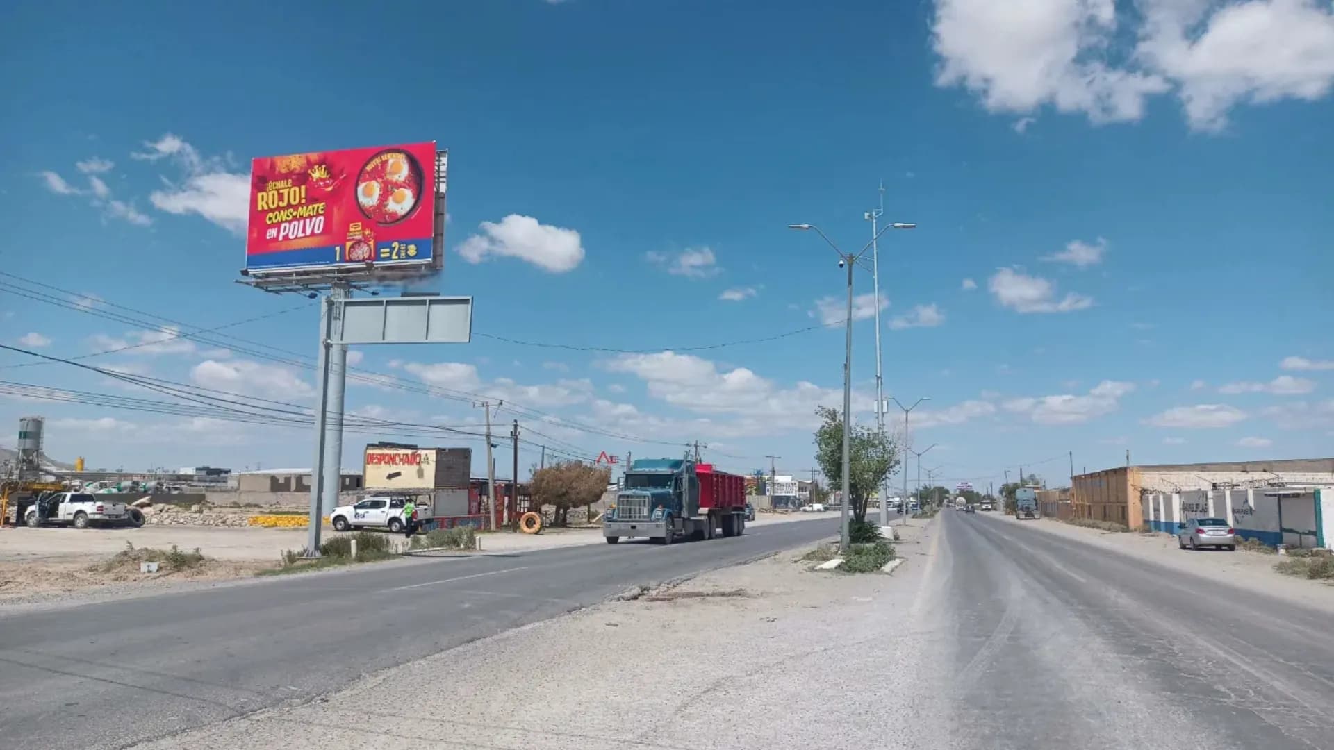 Anuncio espectacular en Ciudad Juarez