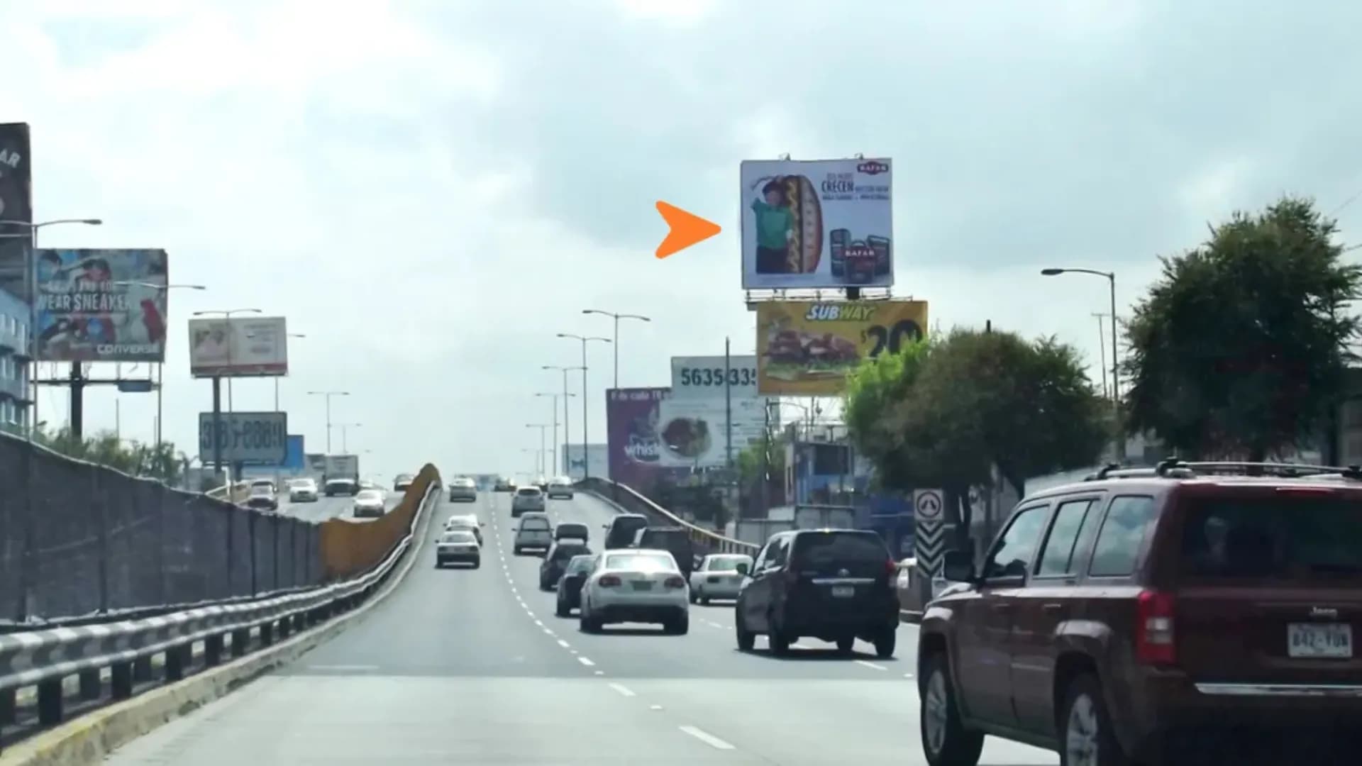 Espectacular publicitario en cuauhtemoc