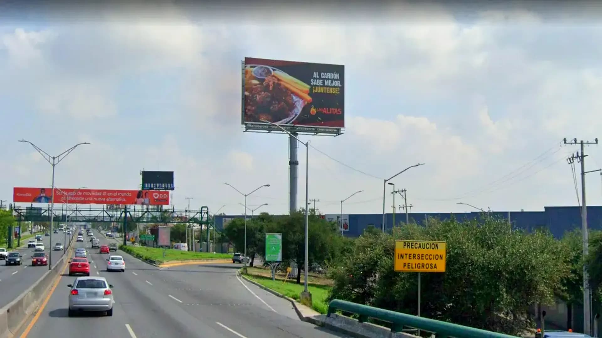 Espectacular publicitario en Guadalupe