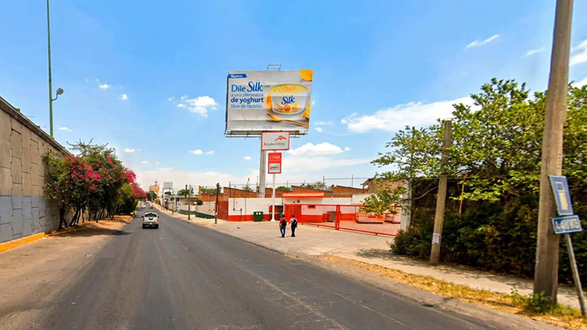 Espectacular Naranti En Avenida Lazaro Cardenas Tlaquepaque