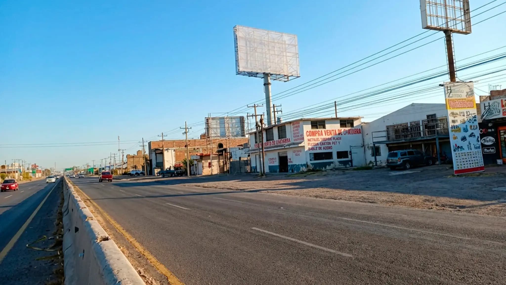 Espectacular En Carretera Panamericana Celaya Por Naranti