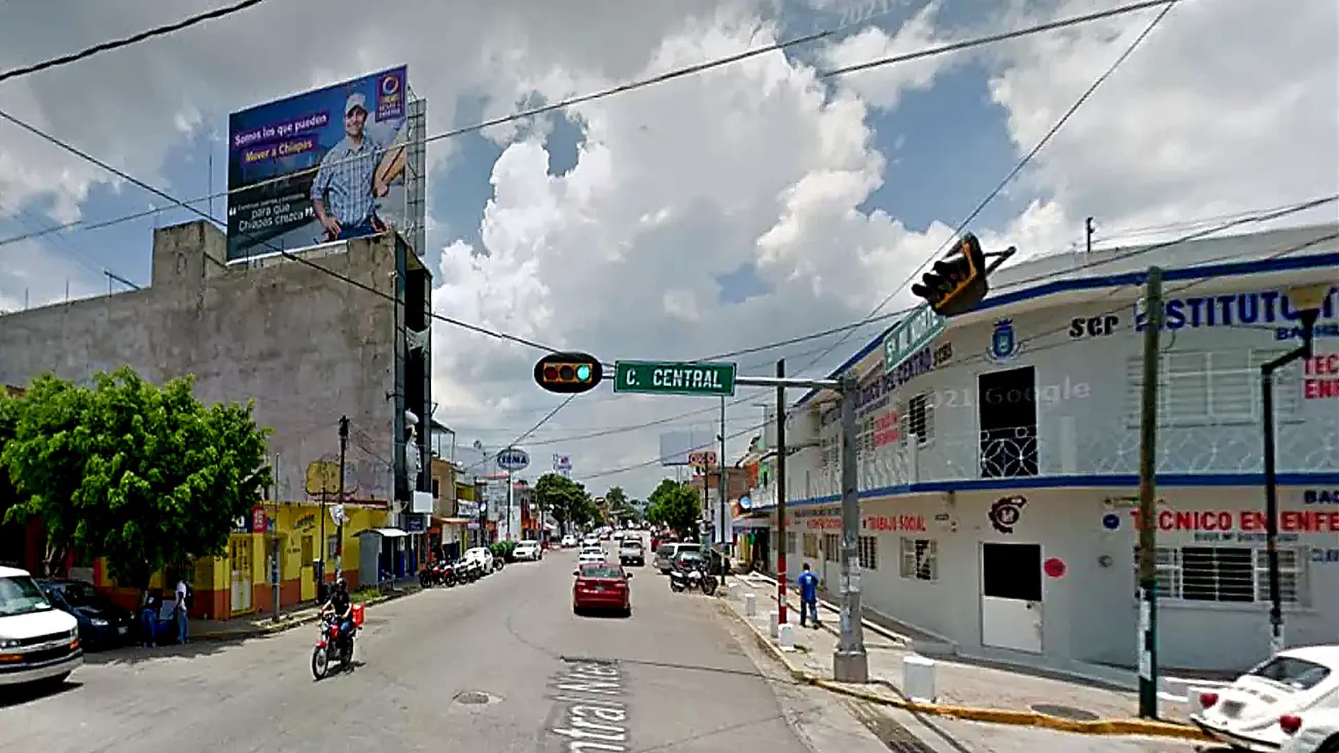 Espectacular En Tuxtla Avenida 5taNorte Y Calle Central