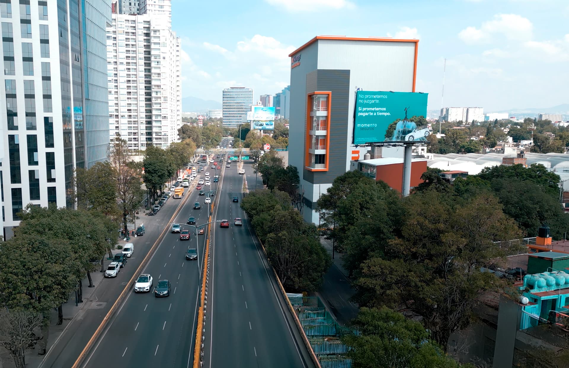 Espectacular publicitario en CDMX