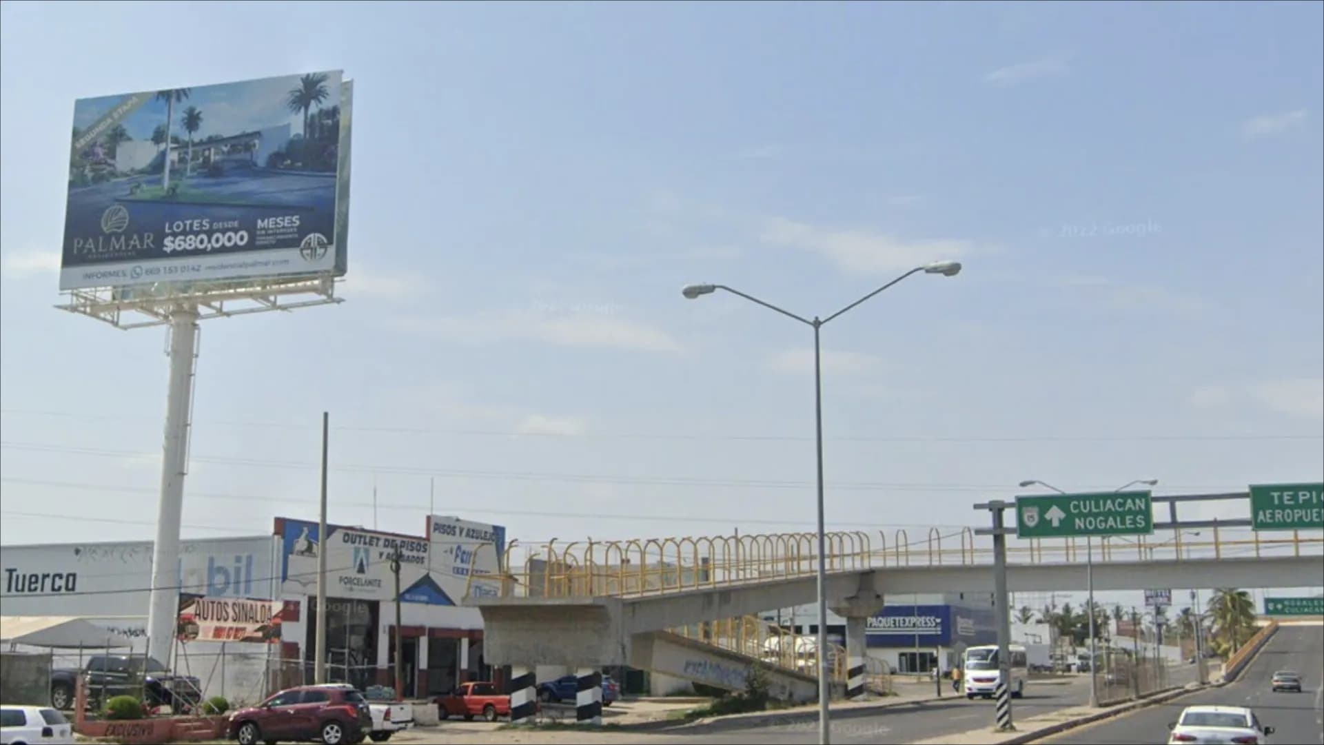 Anuncio espectacular en Mazatlan