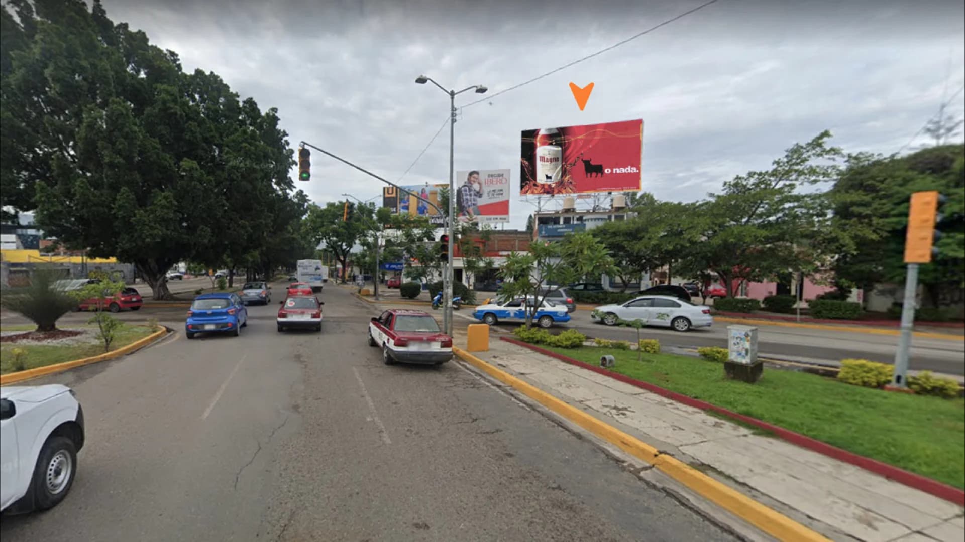 Anuncio espectacular en Oaxaca