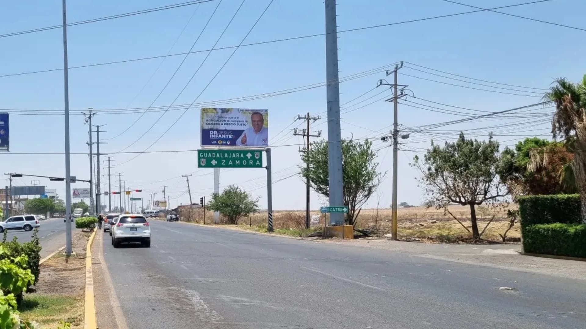 anuncios espectaculares en la piedad