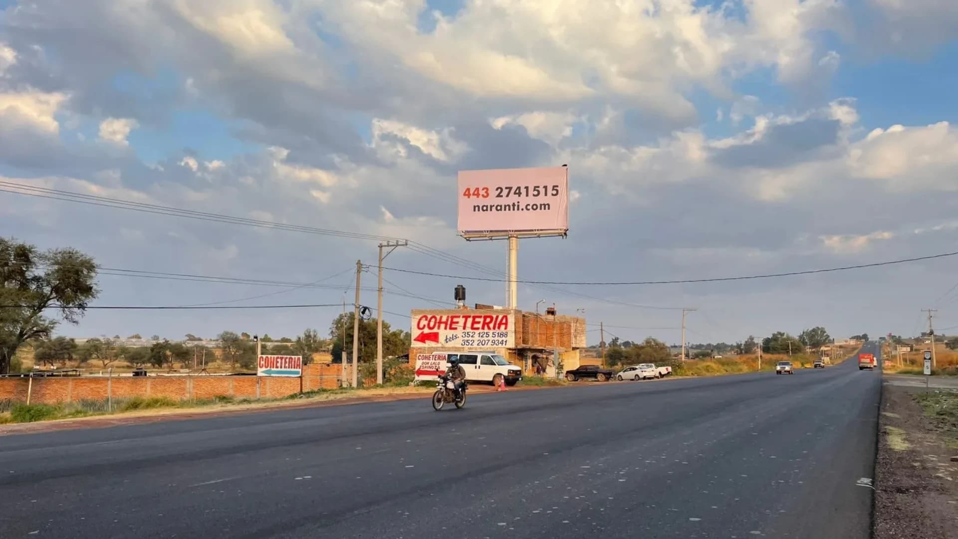 anuncios espectaculares en la piedad