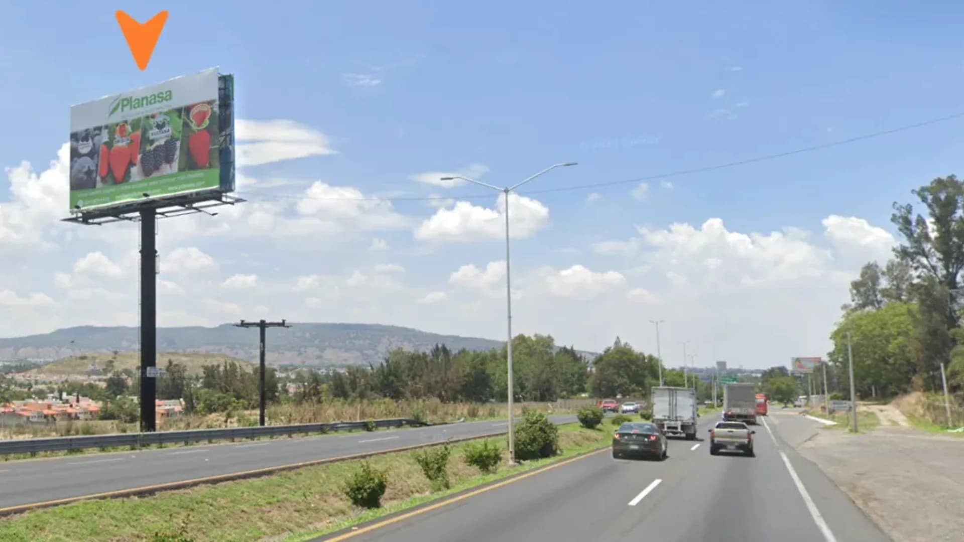 Anuncio espectacular en Guadalajara