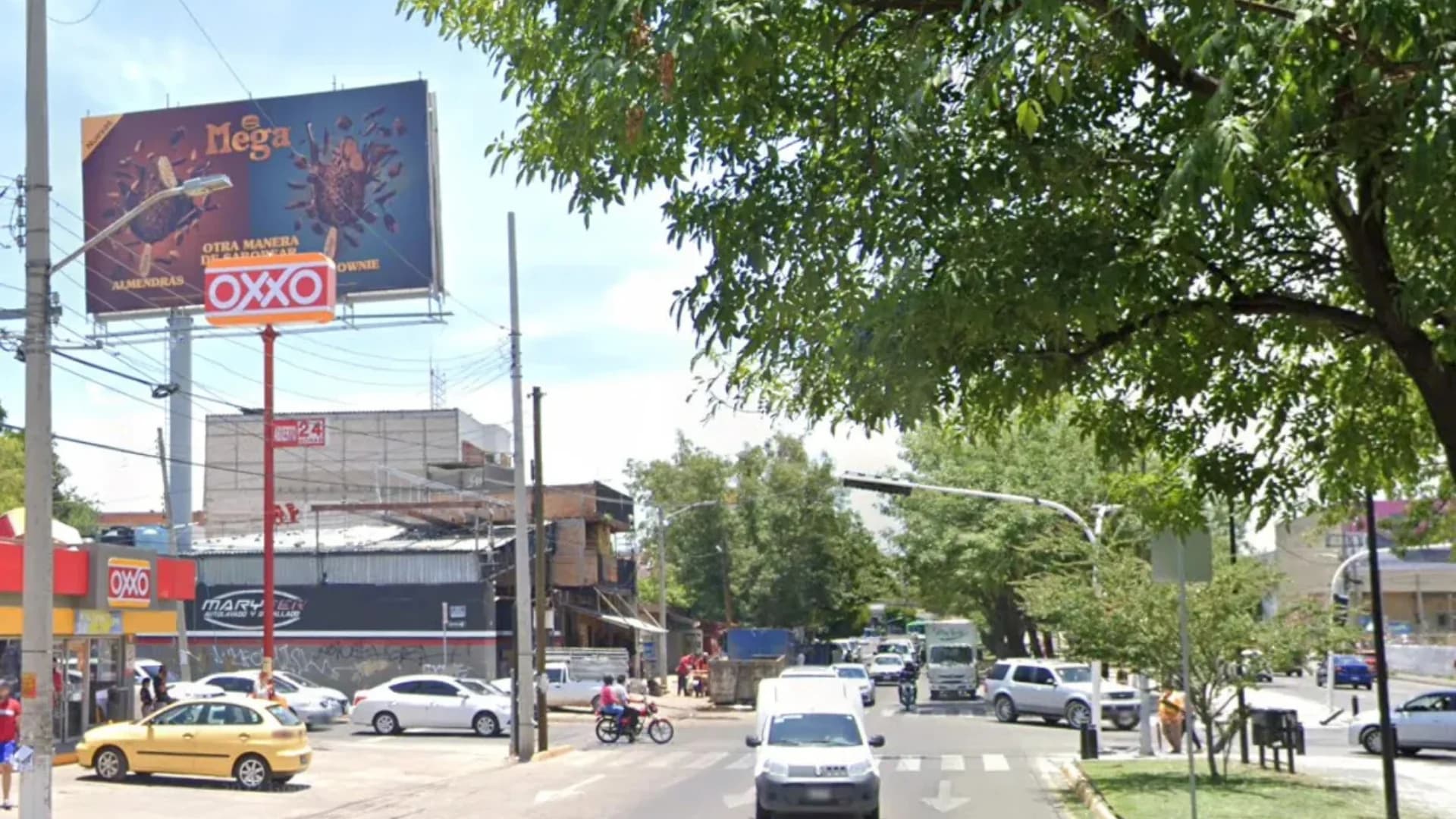 Anuncio espectacular en Guadalajara