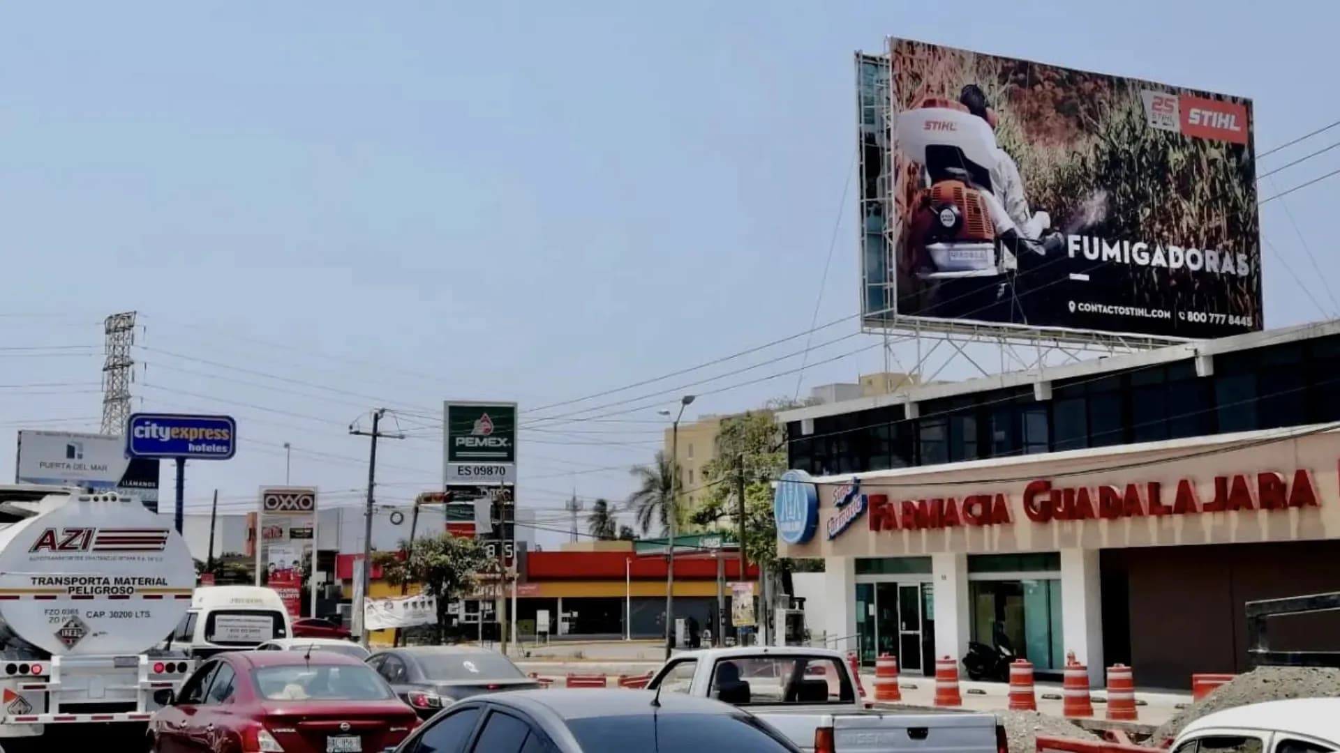 anuncios espectaculares en lazaro cardenas