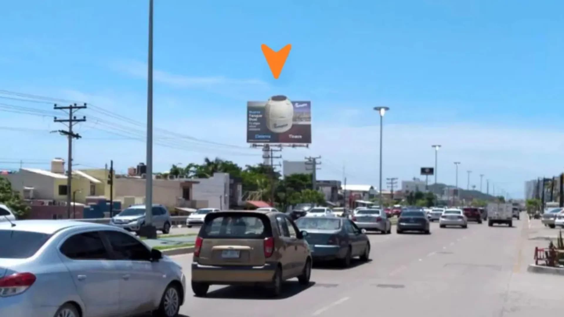 Anuncio espectacular en Mazatlan