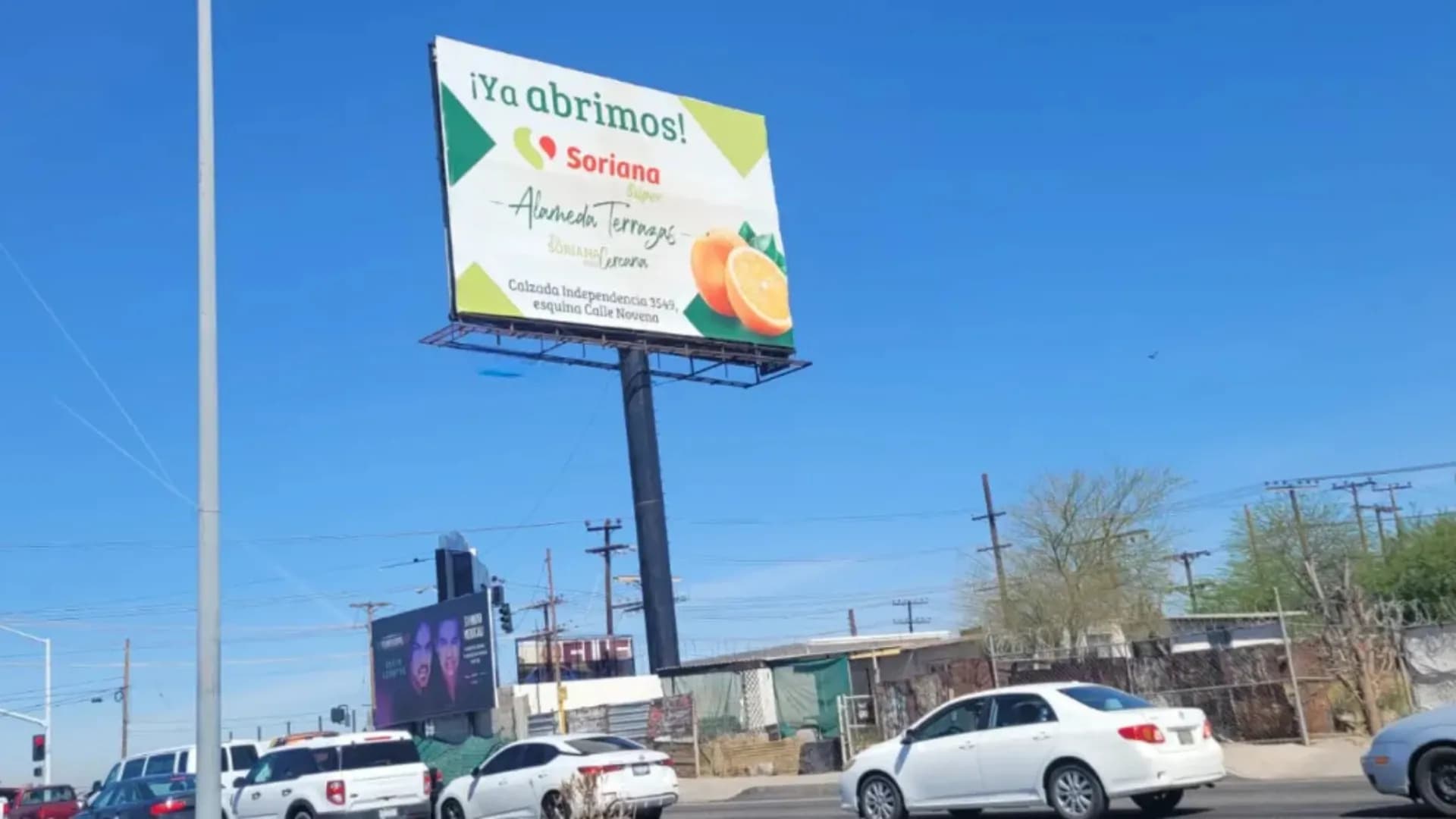 Anuncio espectacular en Mexicali