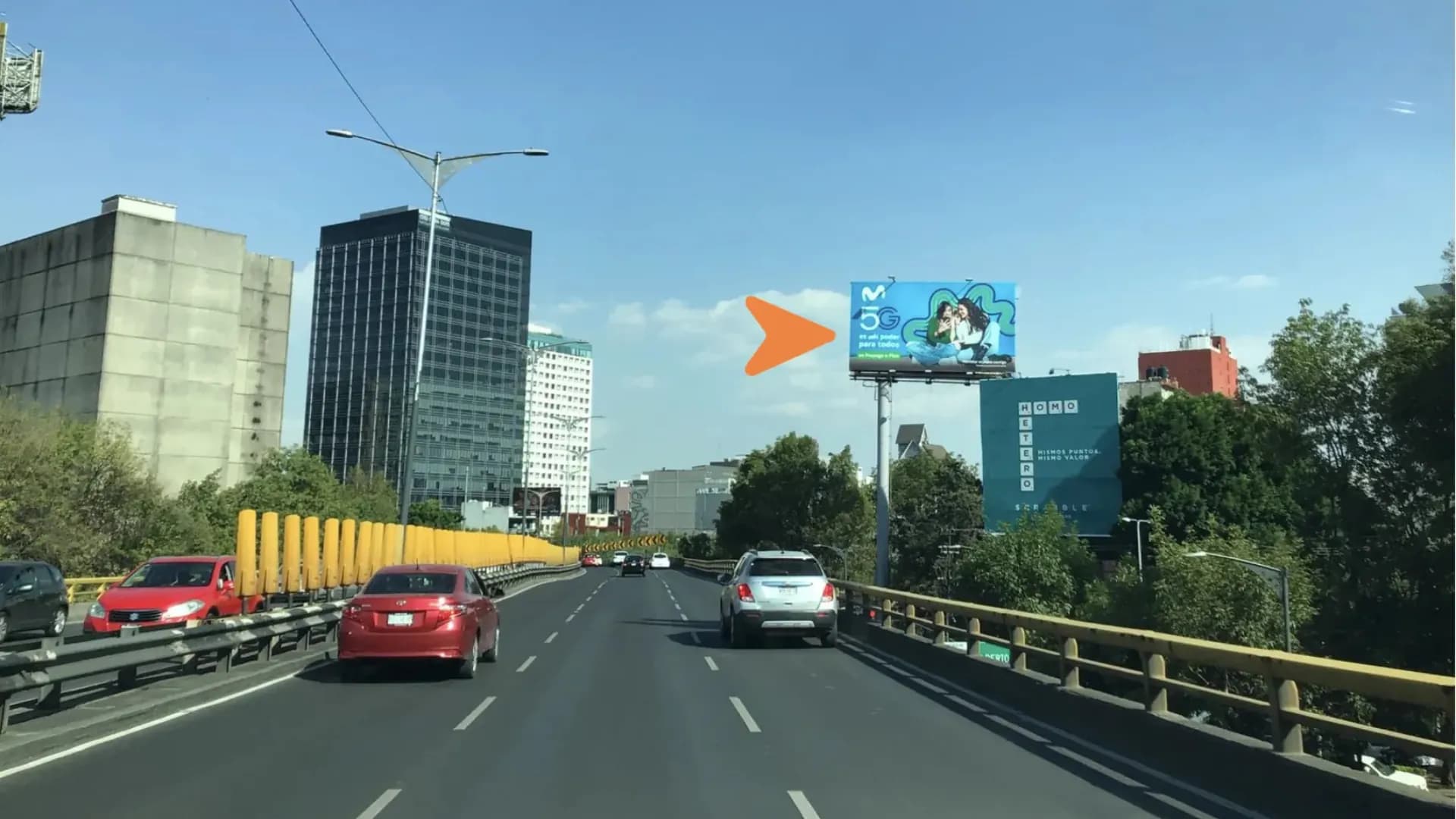 Espectacular publicitario en Miguel Hidalgo