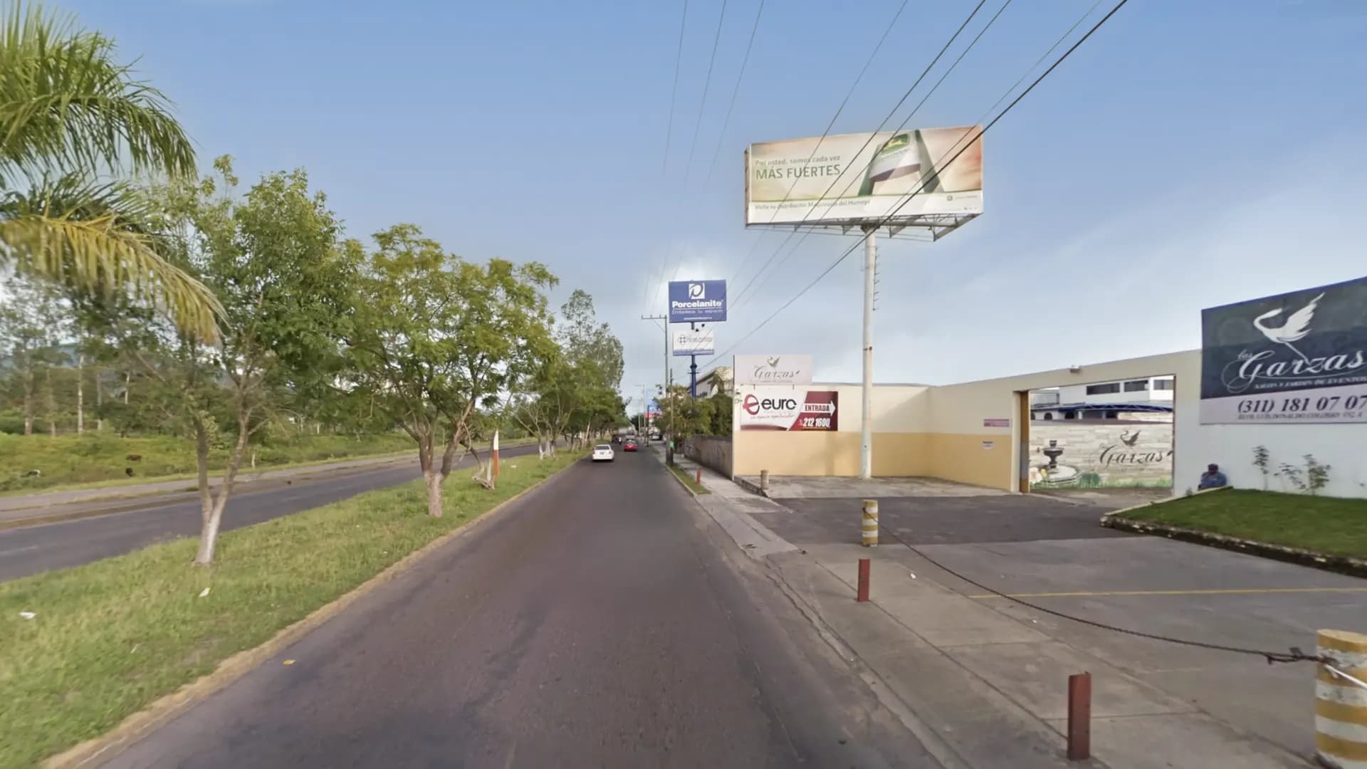 Espectacular De Naranti En Avenida Colosio Tepic Nayarit