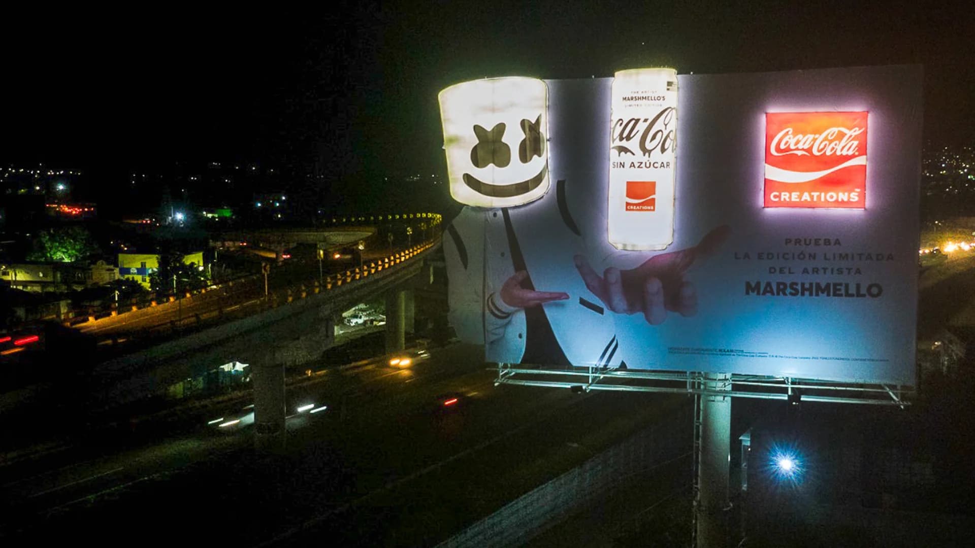 anuncio espectacular coca cola