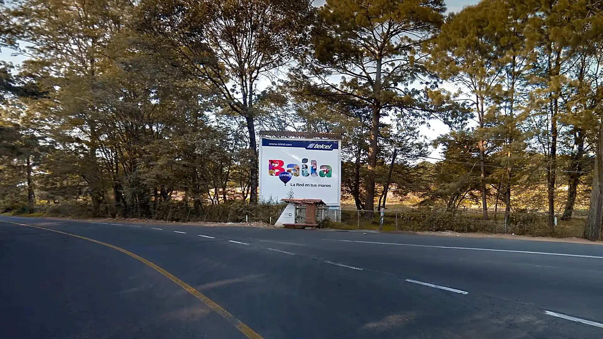 ¿Cómo Contratar Espacios En Espectaculares Para Valle De Bravo?